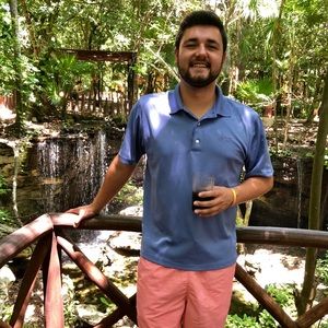 Meet your Posher, Derek